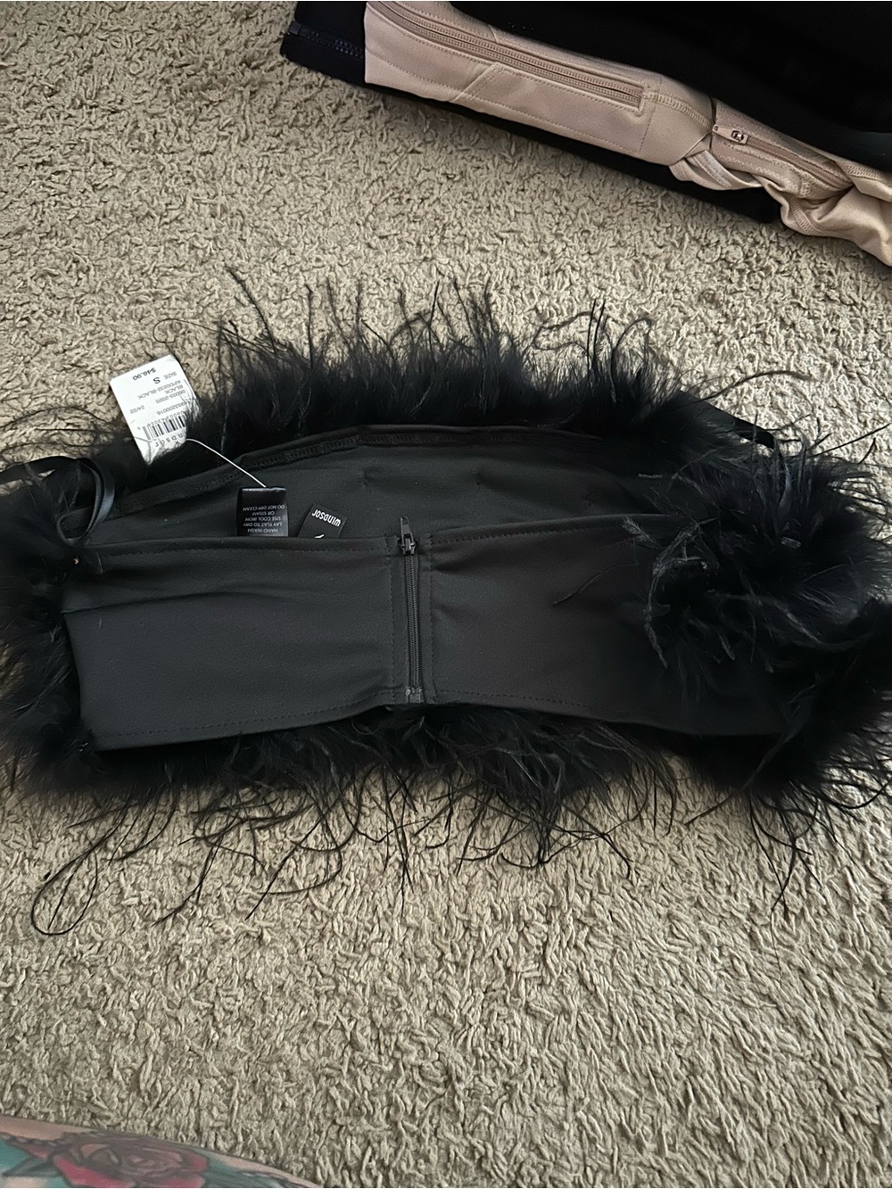 Windsor Black Faux Fur Scarf with Fluffy Feathers - Picture 2 of 3